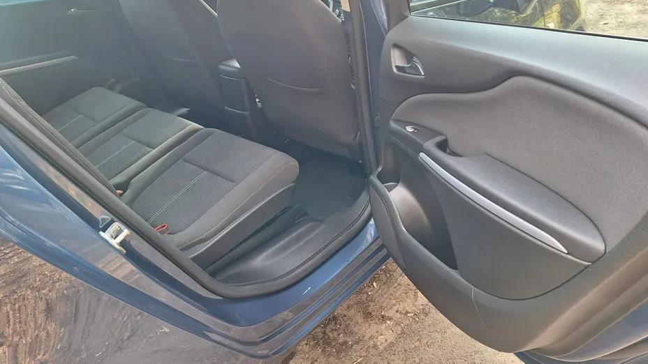 OPEL Zafira -