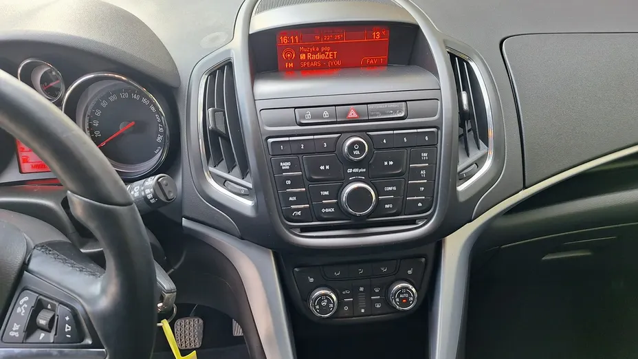 OPEL Zafira -