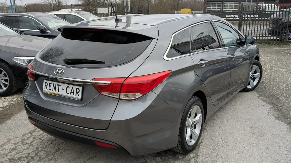 HYUNDAI i40 -