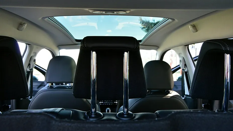 PEUGEOT 2008 -