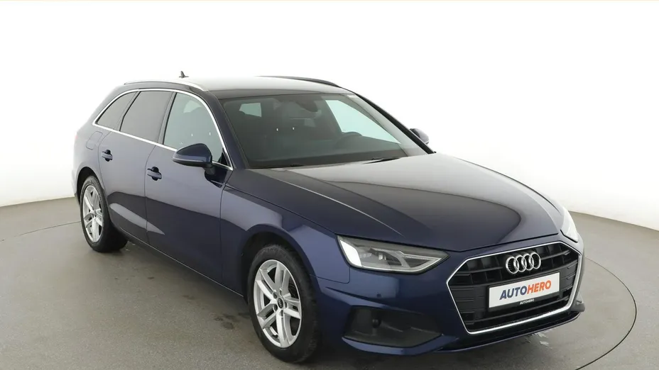AUDI A4 -