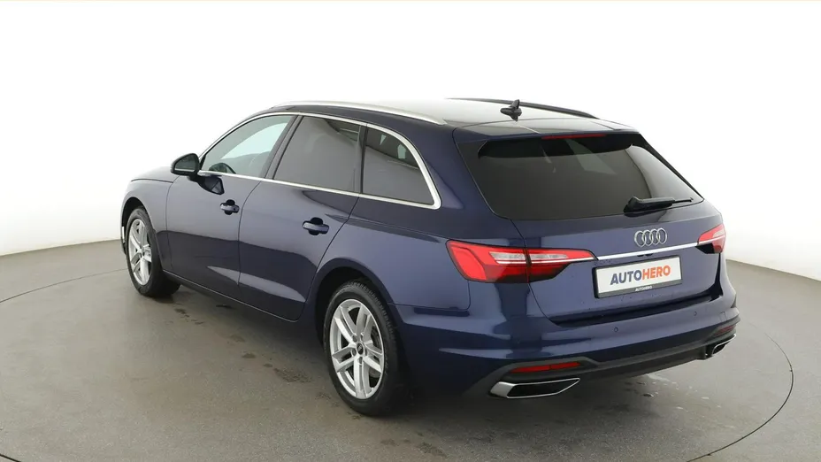 AUDI A4 -