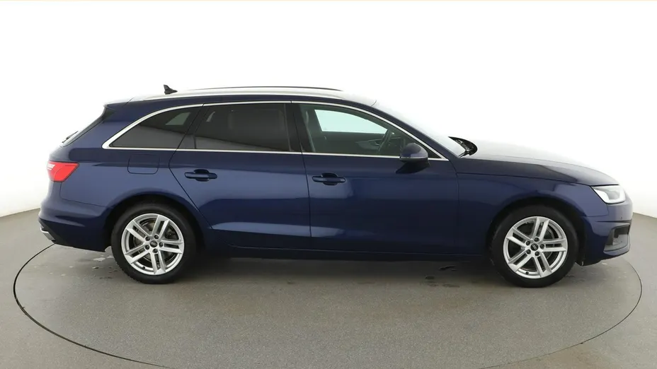 AUDI A4 -