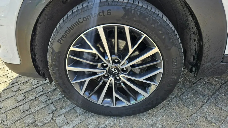 HYUNDAI Tucson -