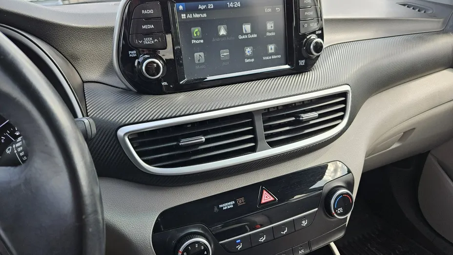 HYUNDAI Tucson -