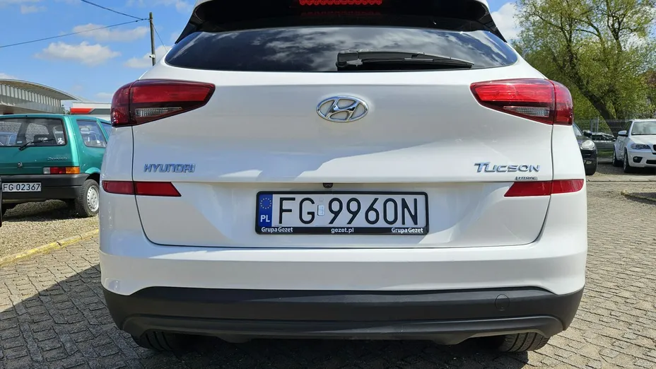 HYUNDAI Tucson -