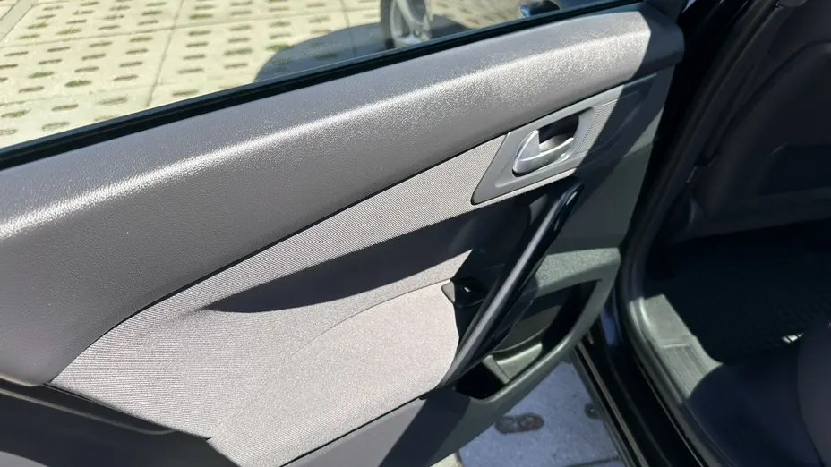 PEUGEOT 508 -