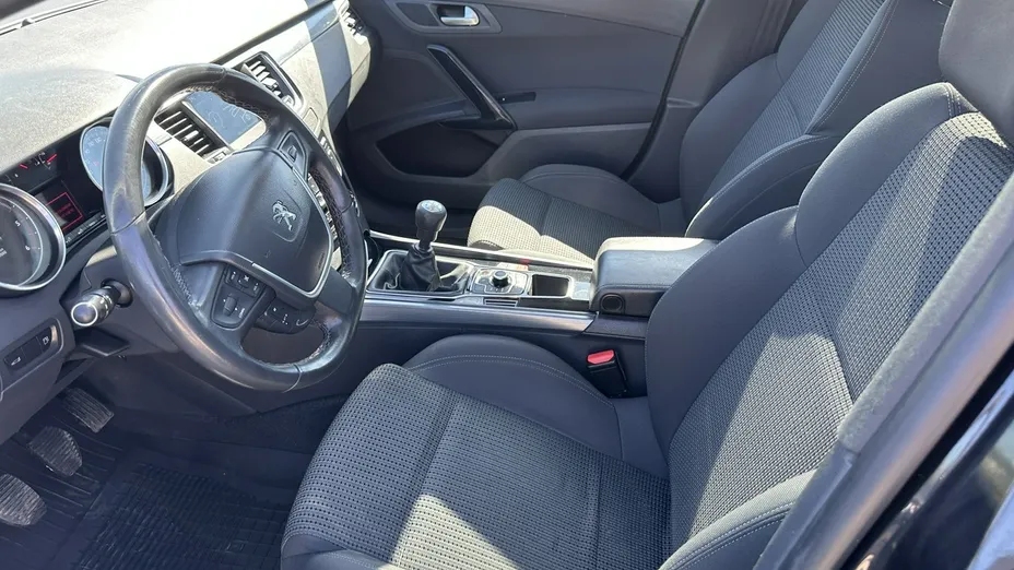 PEUGEOT 508 -