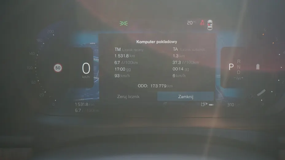 VOLVO V90 -