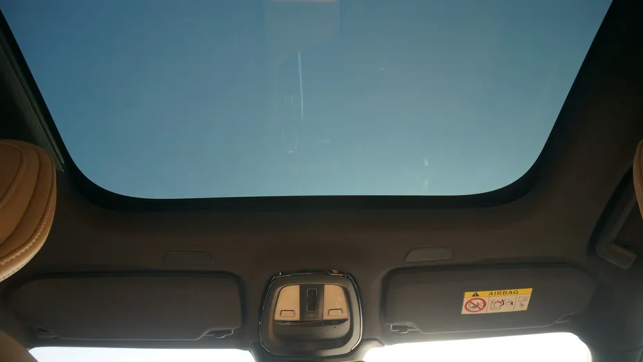 VOLVO V90 -