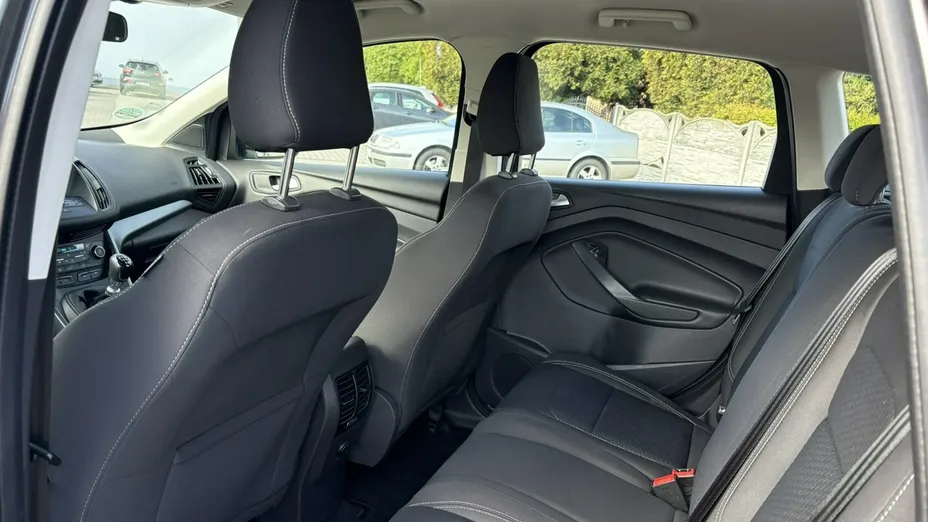 FORD Kuga -