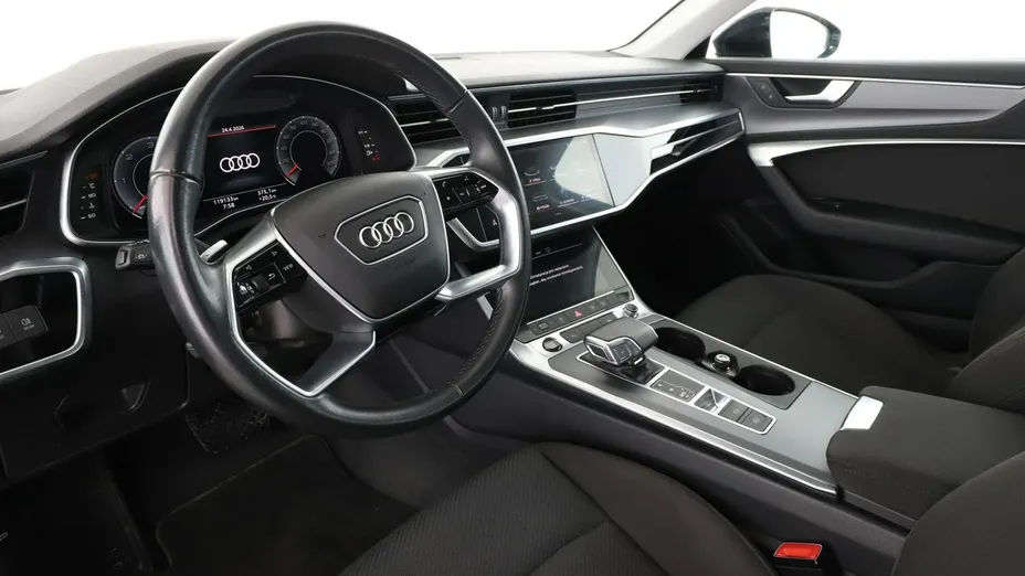 AUDI A6 -