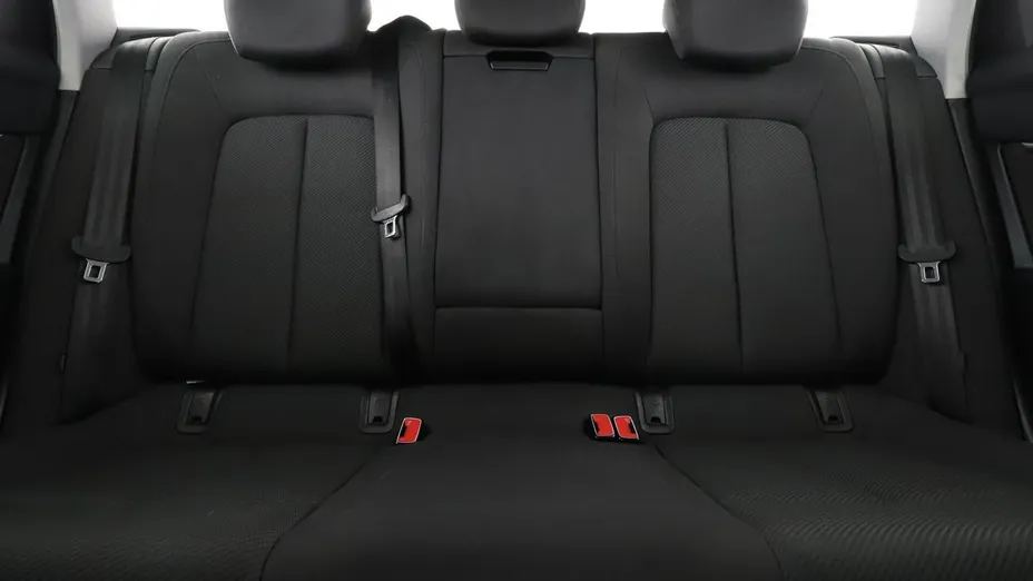 AUDI A6 -
