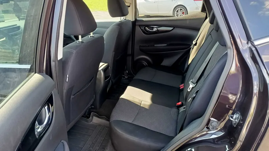 NISSAN Qashqai -