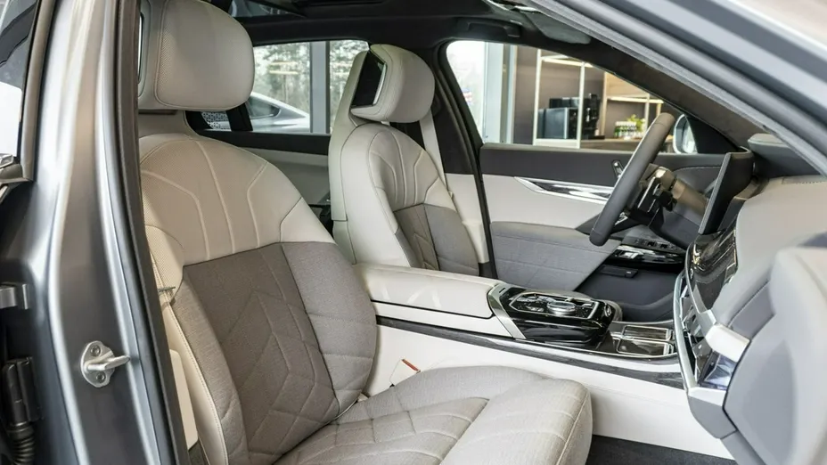 BMW Seria 7 -