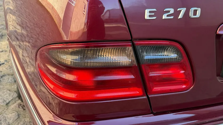 MERCEDES-BENZ E Klasa -
