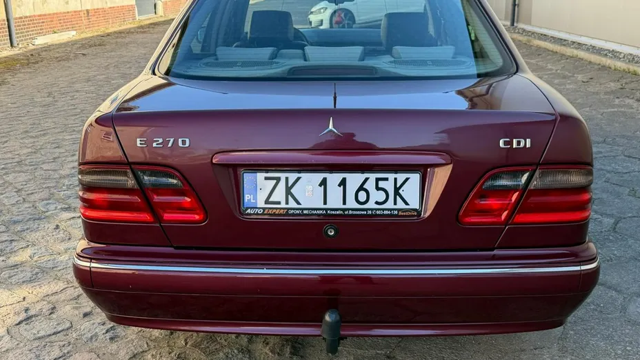 MERCEDES-BENZ E Klasa -