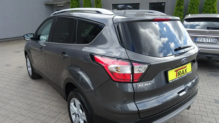 FORD Kuga -