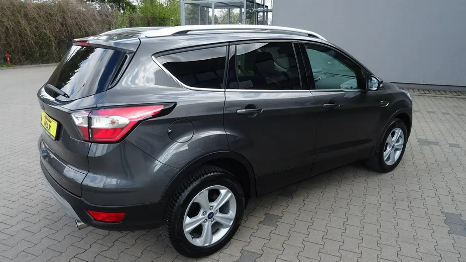 FORD Kuga -