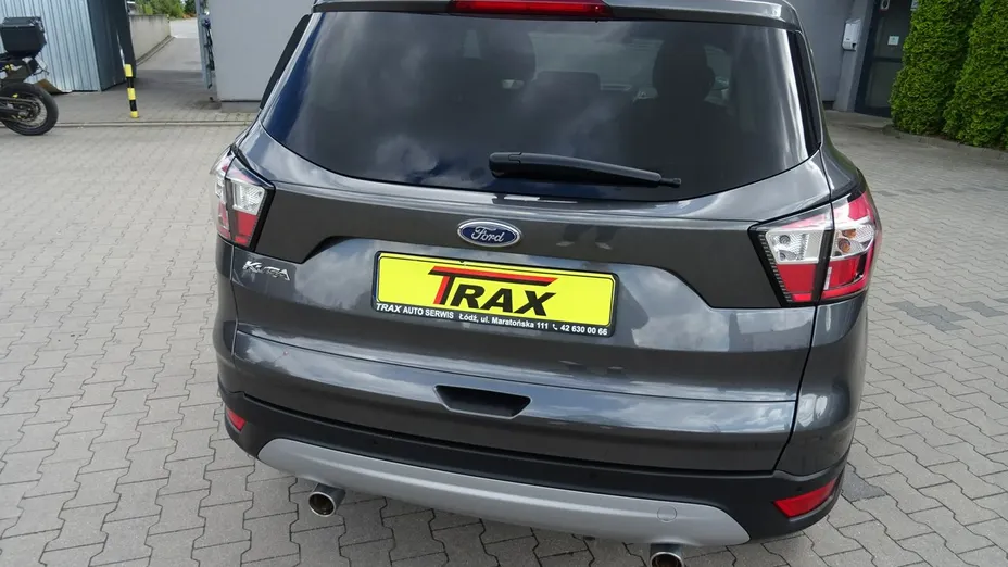 FORD Kuga -