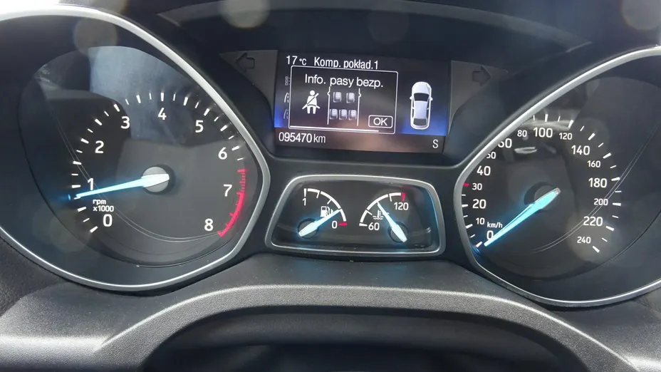 FORD Kuga -