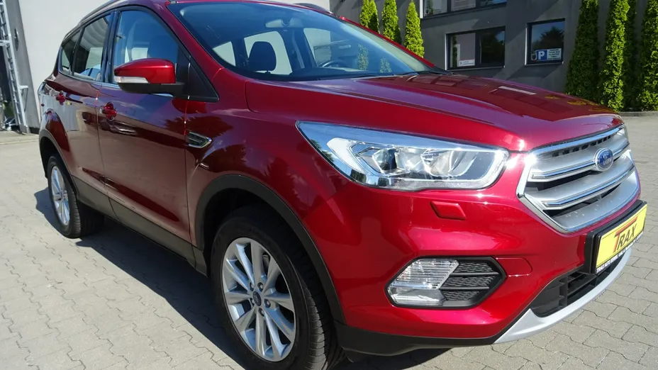 FORD Kuga -