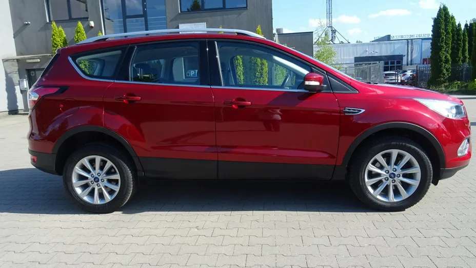 FORD Kuga -