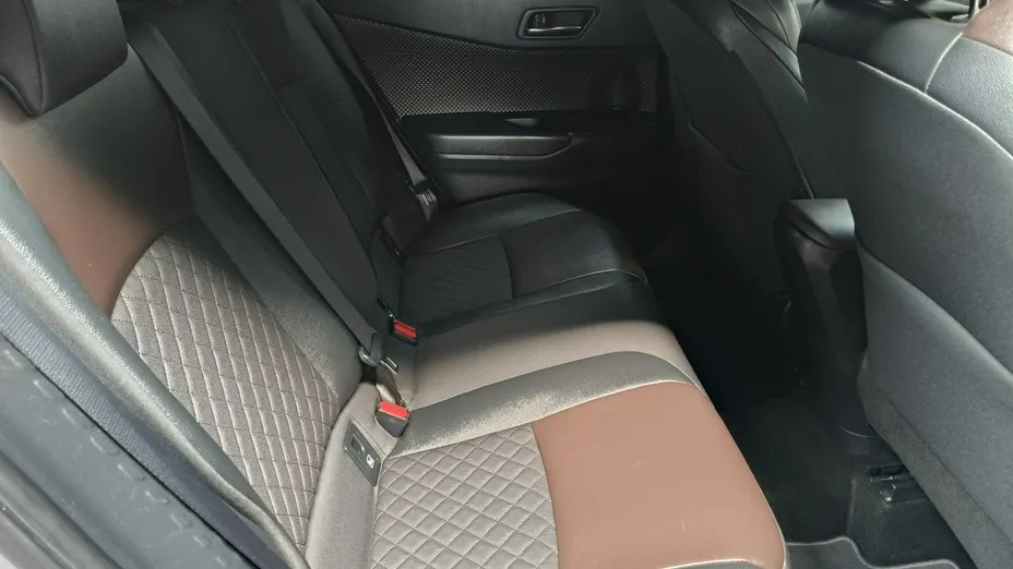TOYOTA C-HR -
