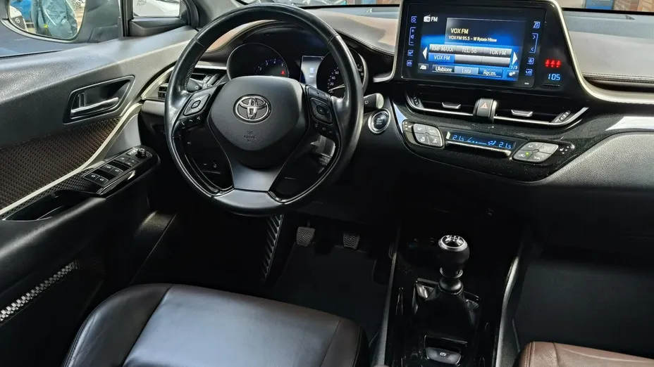 TOYOTA C-HR -