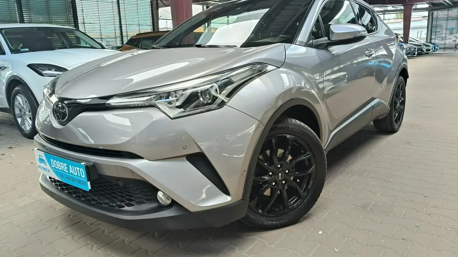 TOYOTA C-HR -