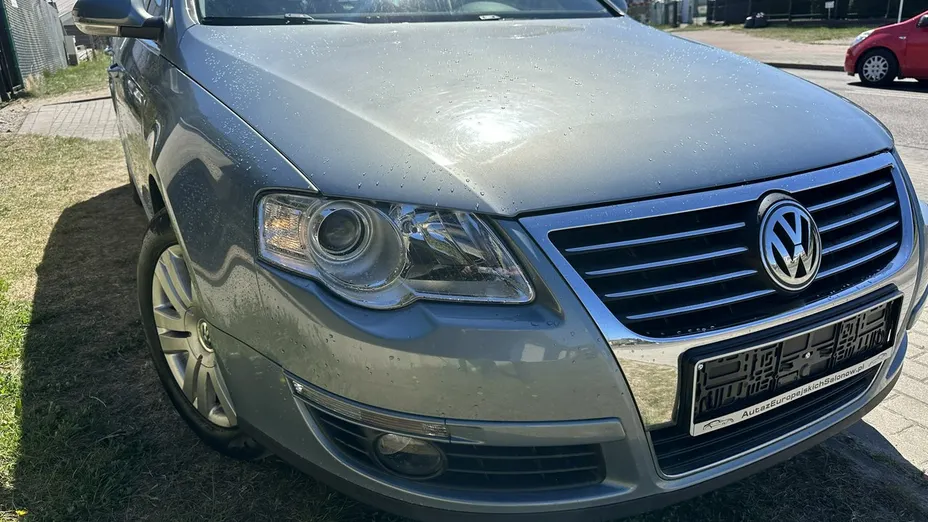 VOLKSWAGEN Passat -