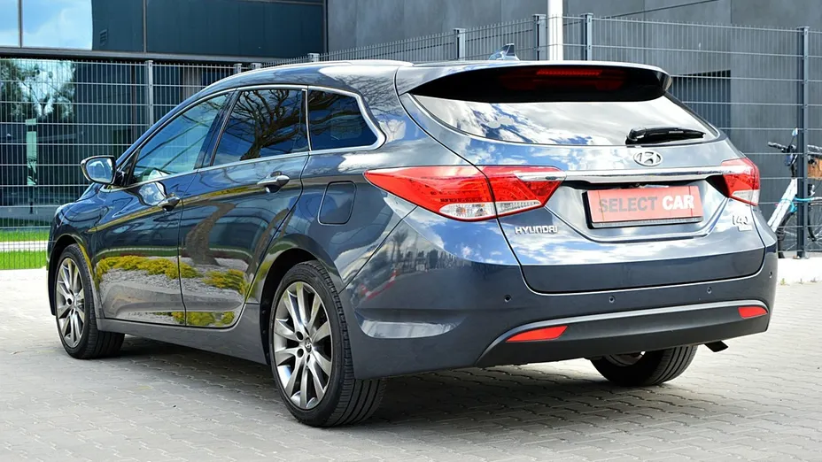 HYUNDAI i40 -