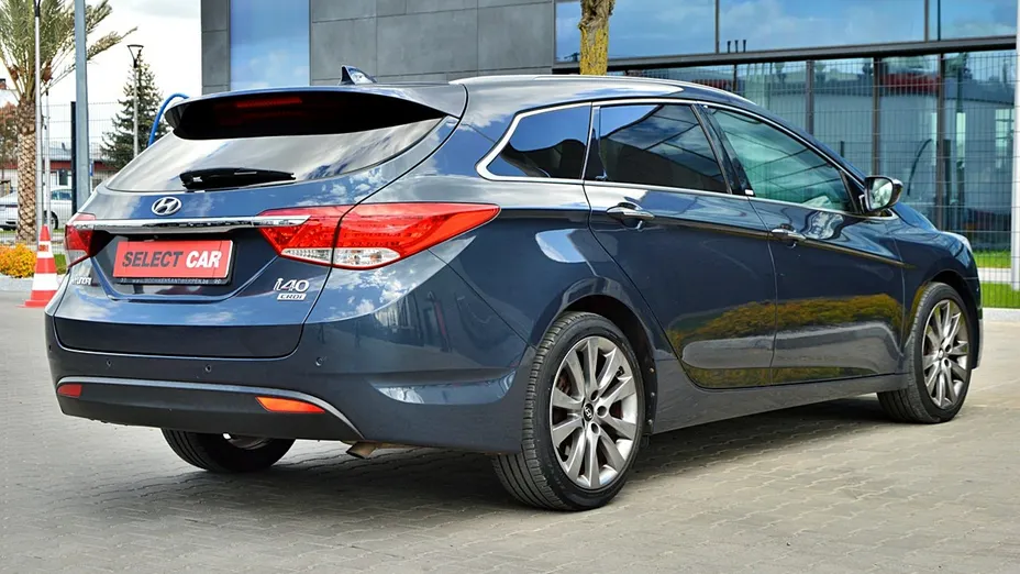 HYUNDAI i40 -