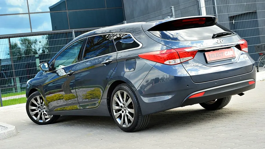 HYUNDAI i40 -