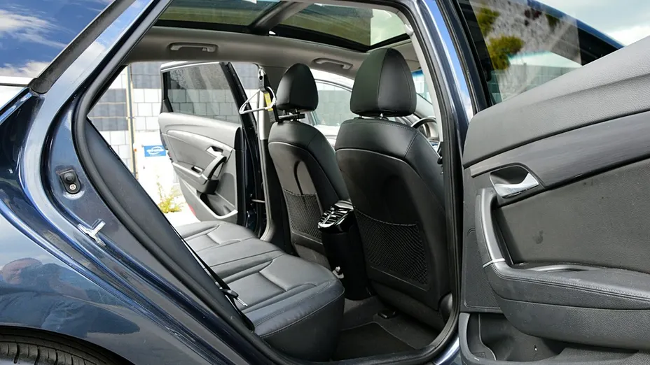 HYUNDAI i40 -