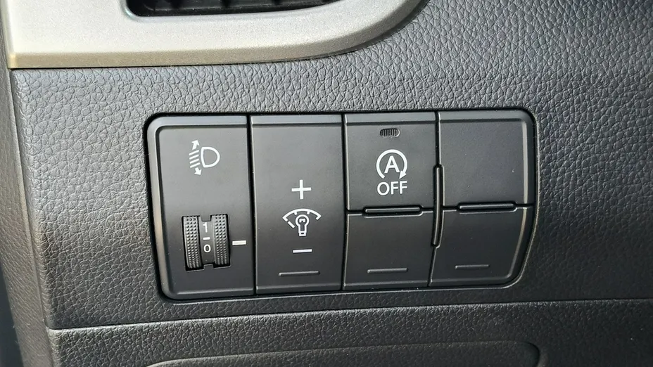 HYUNDAI i30 -