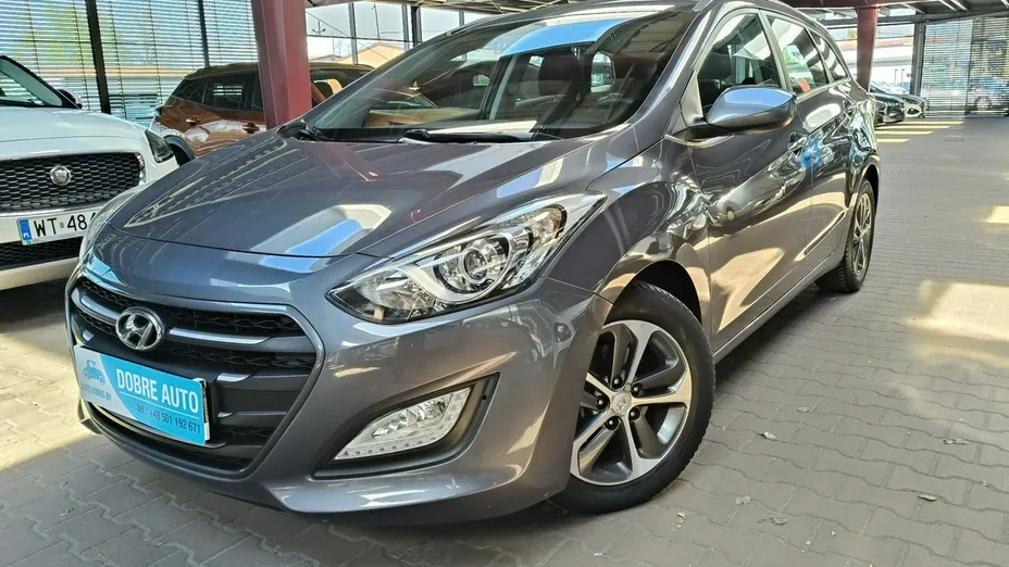 HYUNDAI i30 -