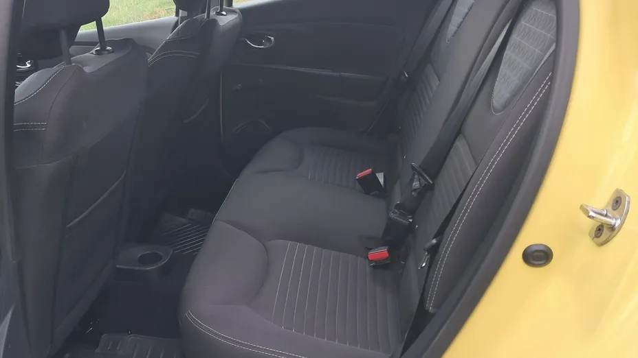 RENAULT Clio -