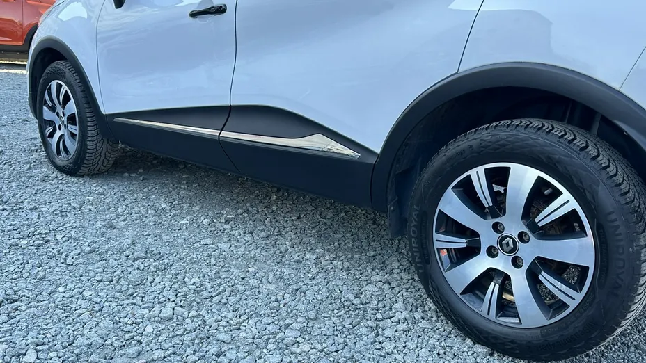 RENAULT Captur -