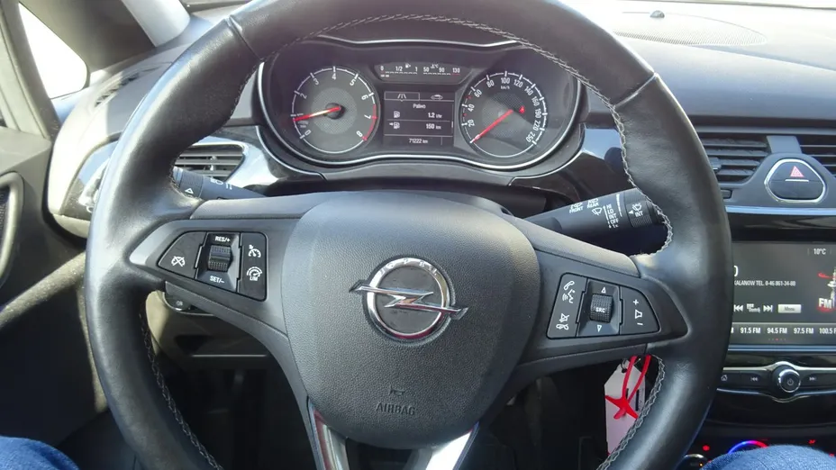 OPEL Corsa -
