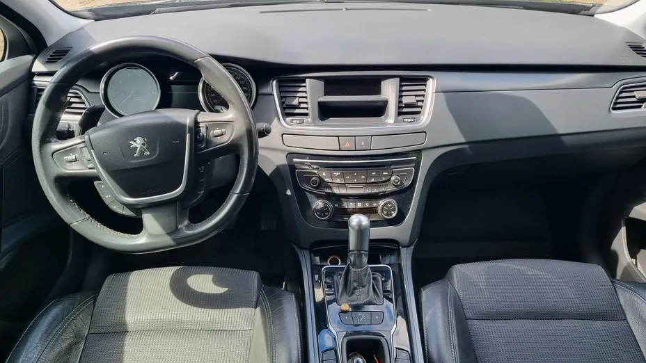 PEUGEOT 508 -