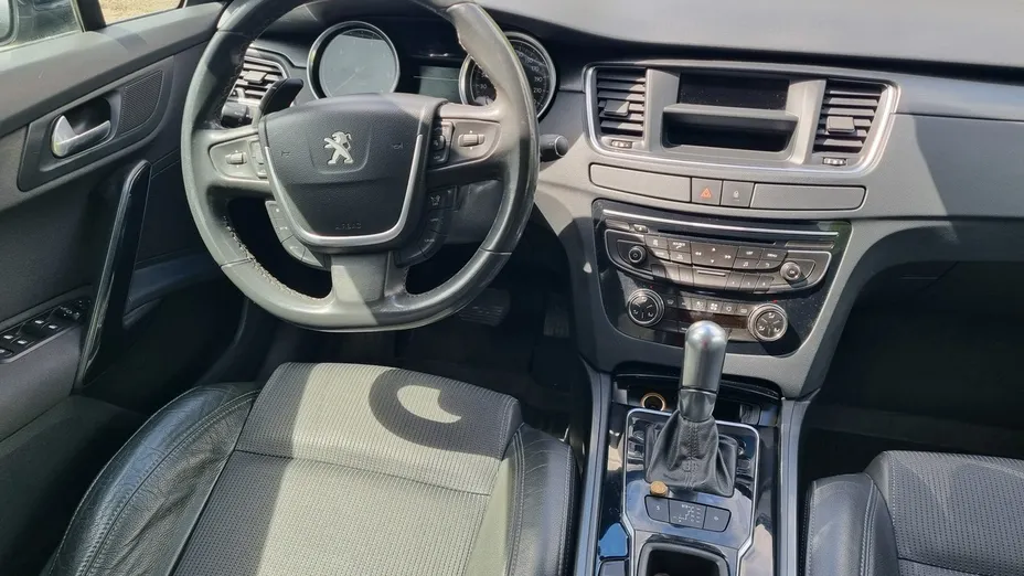 PEUGEOT 508 -