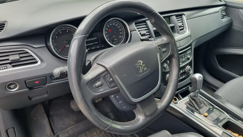 PEUGEOT 508 -
