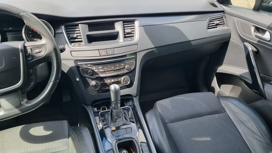 PEUGEOT 508 -