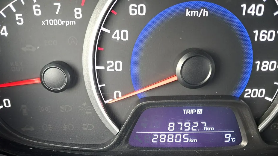 HYUNDAI i10 -