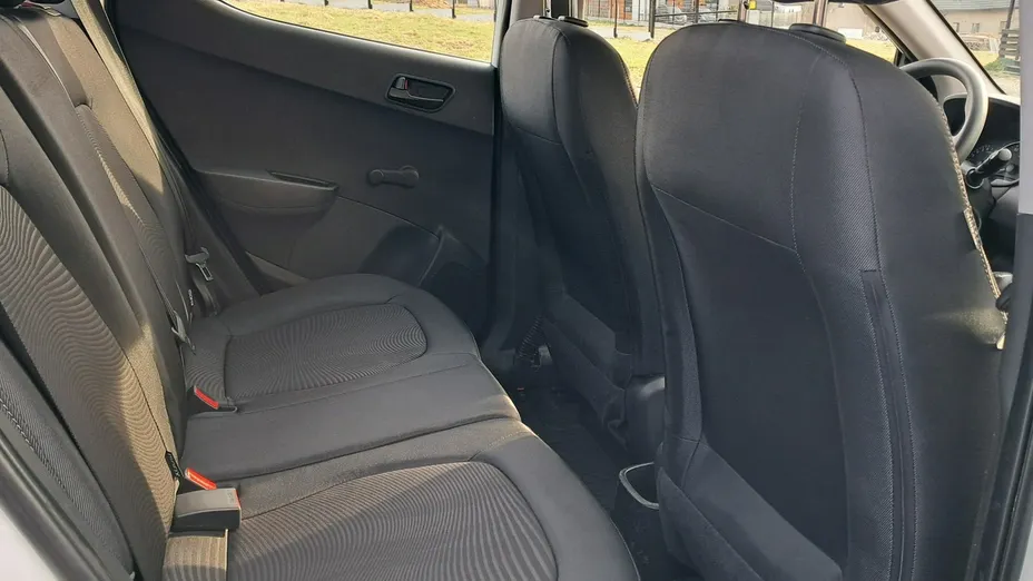 HYUNDAI i10 -