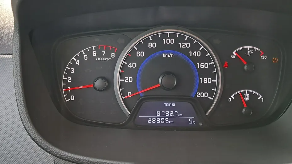 HYUNDAI i10 -