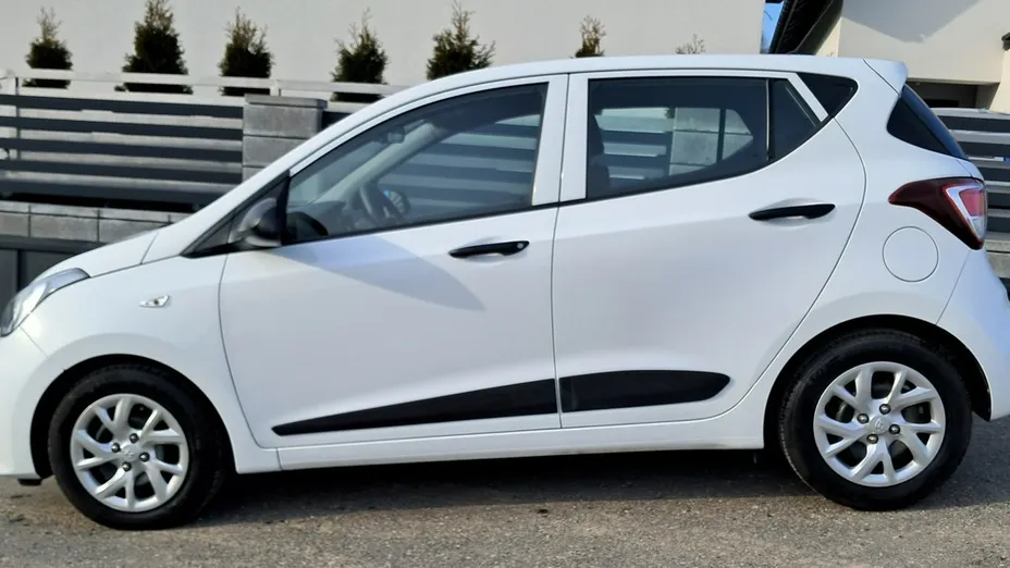 HYUNDAI i10 -