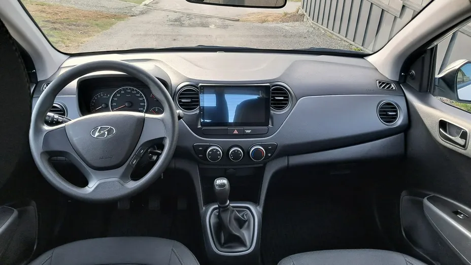 HYUNDAI i10 -