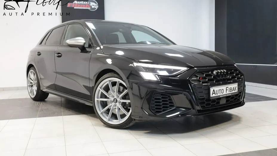 AUDI S3 Sportback -